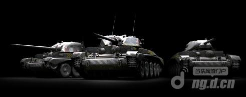 图四：三辆纪念战车整装待发.jpg